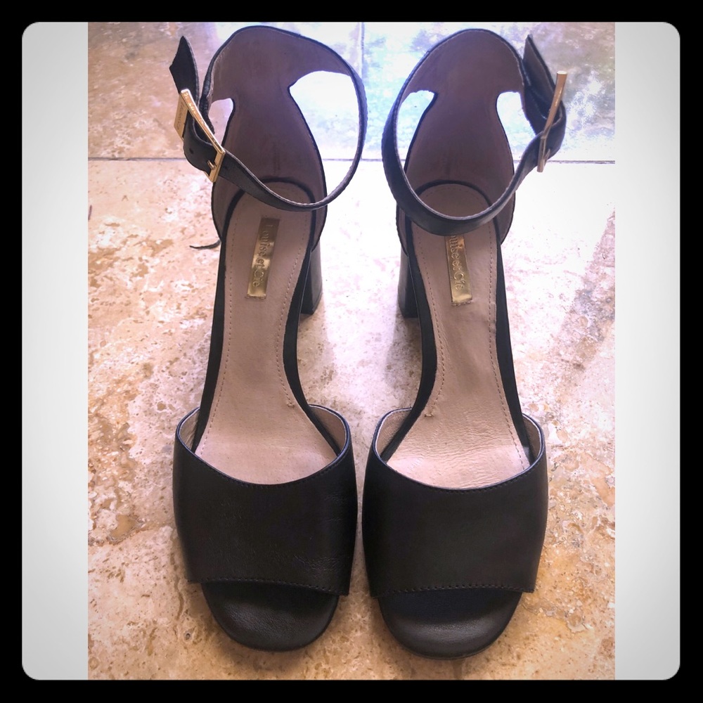 Louise et Cie ‘Karisa’ Ankle Cuff Sandal